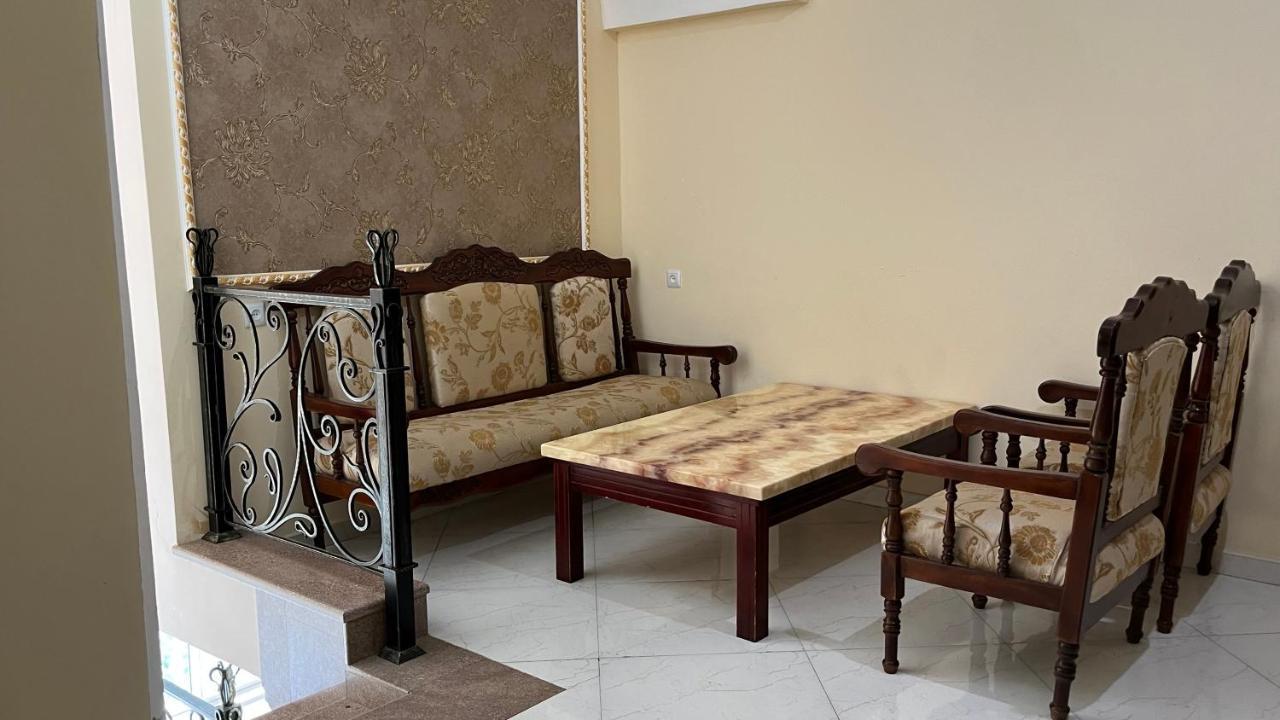 גוריס Kirch Hotel & Restaurant מראה חיצוני תמונה