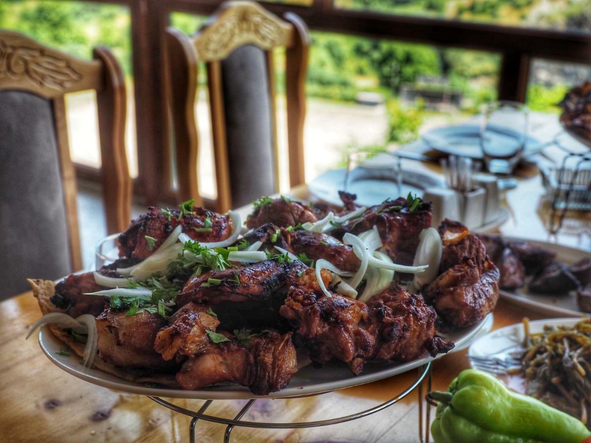גוריס Kirch Hotel & Restaurant מראה חיצוני תמונה